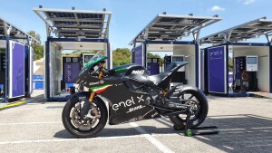 enelx-motoracing-2