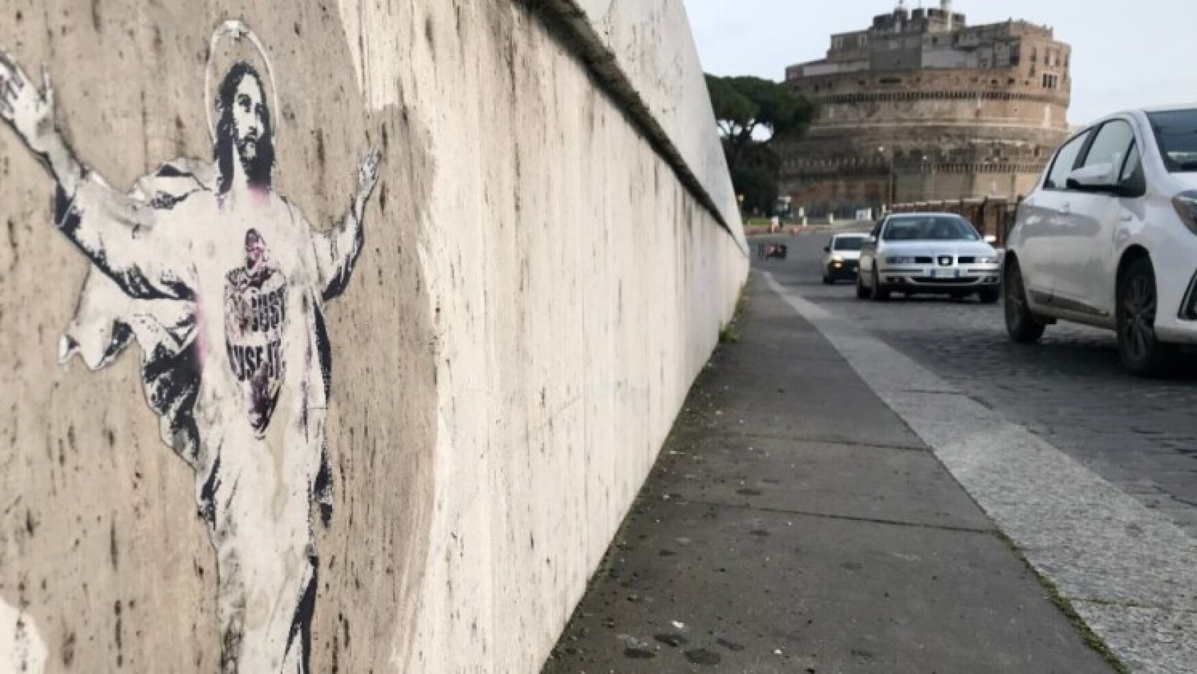 IL VATICANO A GIUDIZIO PER UN MURALES