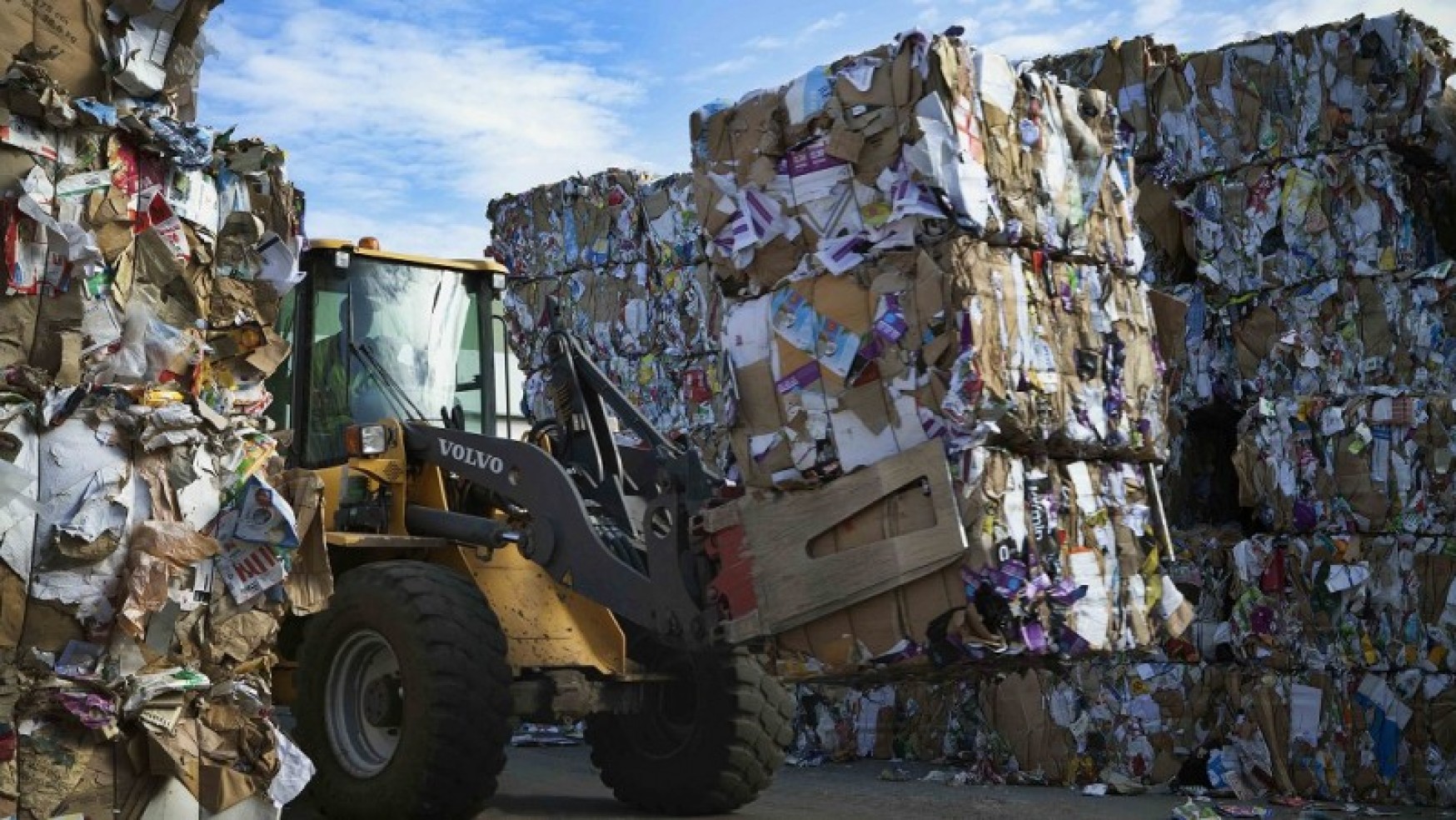 RIFIUTI, RICICLO RECORD: ITALIA AL 73 PER CENTO DEGLI IMBALLAGGI