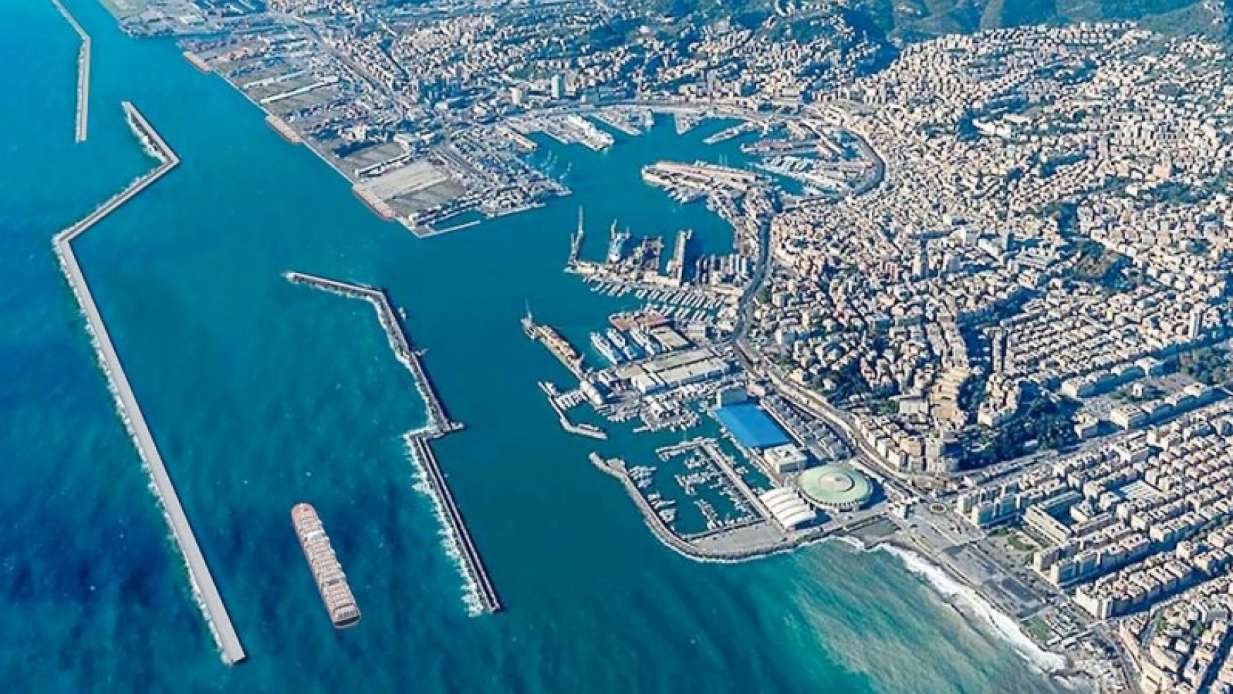 LA DIGA “INSTABILE” DEL PORTO DI GENOVA: UN CASSONE S’E’ ABBASSATO DI 30 CM