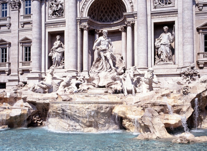 ROMA, “NUMERO CHIUSO” PER VISITARE LA FONTANA DI TREVI: IN PROGRAMMA UN TICKET DI 2 EURO