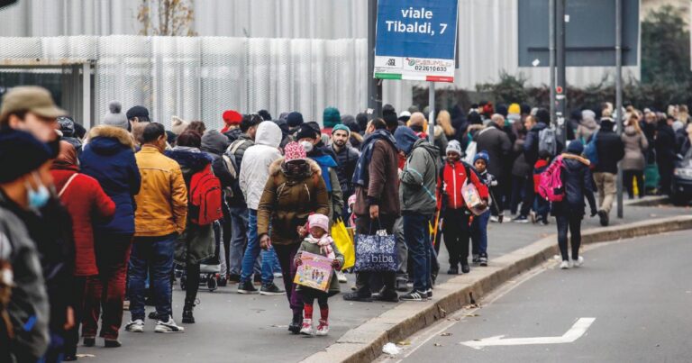 CONTRASTO ALLA POVERTA’, NEL 2024 INTESA SANPAOLO DONA 9,8 MILIONI DI PASTI, 600MILA POSTI LETTO, 115MILA FARMACI E 94MILA INDUMENTI