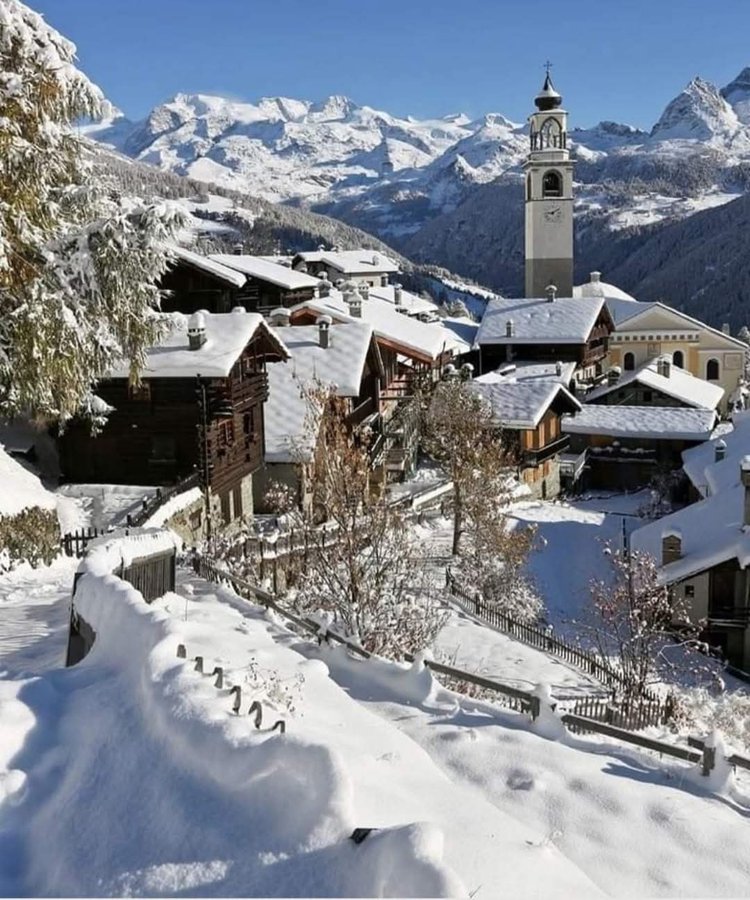 ANTAGNOD, VAL D'AOSTA: LA MONTAGNA INCANTATA 